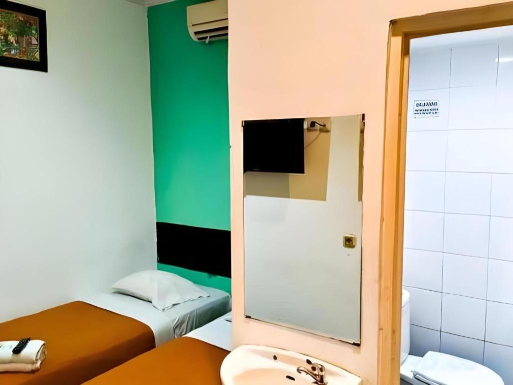 Mira Hotel Banjarmasin  Eksteriør bilde
