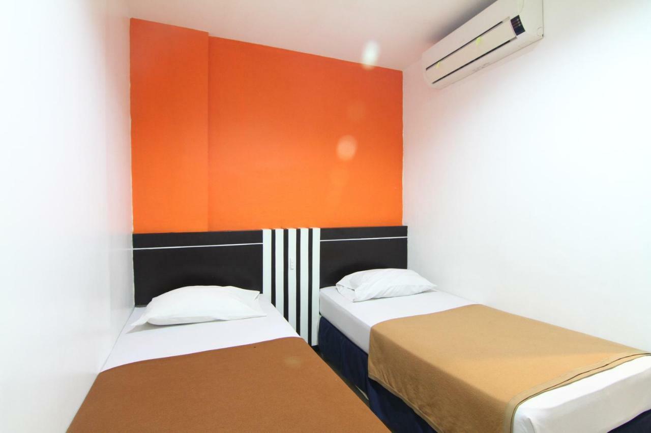 Mira Hotel Banjarmasin  Eksteriør bilde