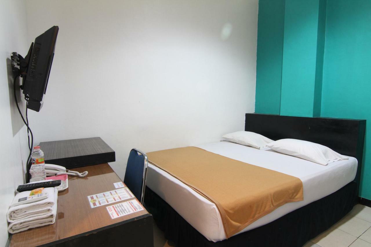 Mira Hotel Banjarmasin  Eksteriør bilde